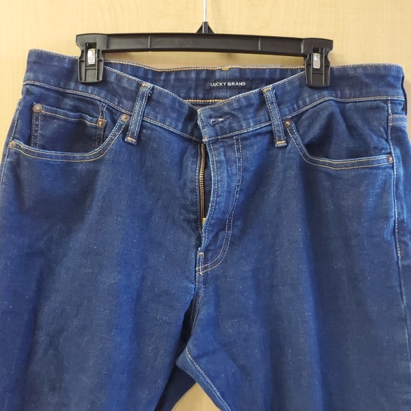 New Lucky Brand Jeans - Picture 2 of 8